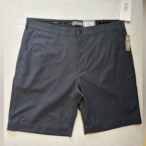 Falls Creek mens 9” inseam grey 6 pocket style shorts NWT Sz-38 O12